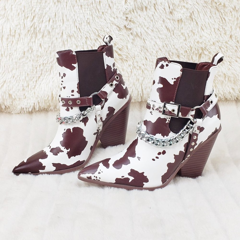 Cape Robbin Brown and White Ankle Boots
